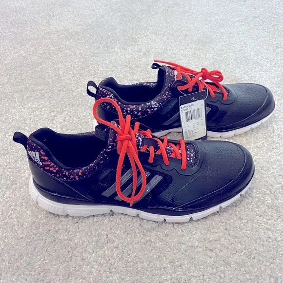 WOMENS ADIDAS GOLF SHOES SIZE 7.5 NEW - Picture 2 of 8